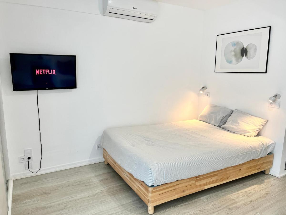 Cozy Central Studio Near The Beach Benalmádena Exterior photo