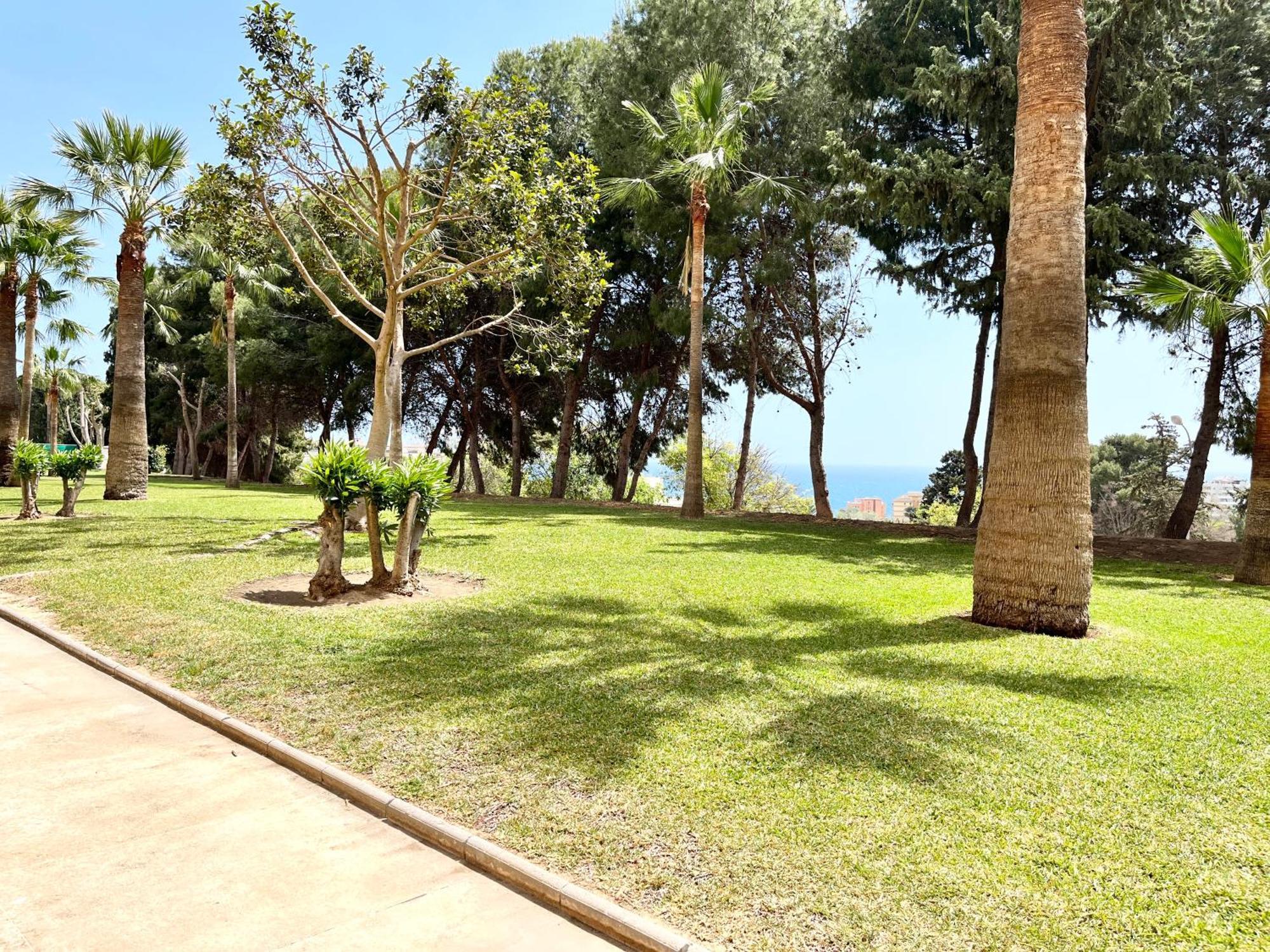 Cozy Central Studio Near The Beach Benalmádena Exterior photo